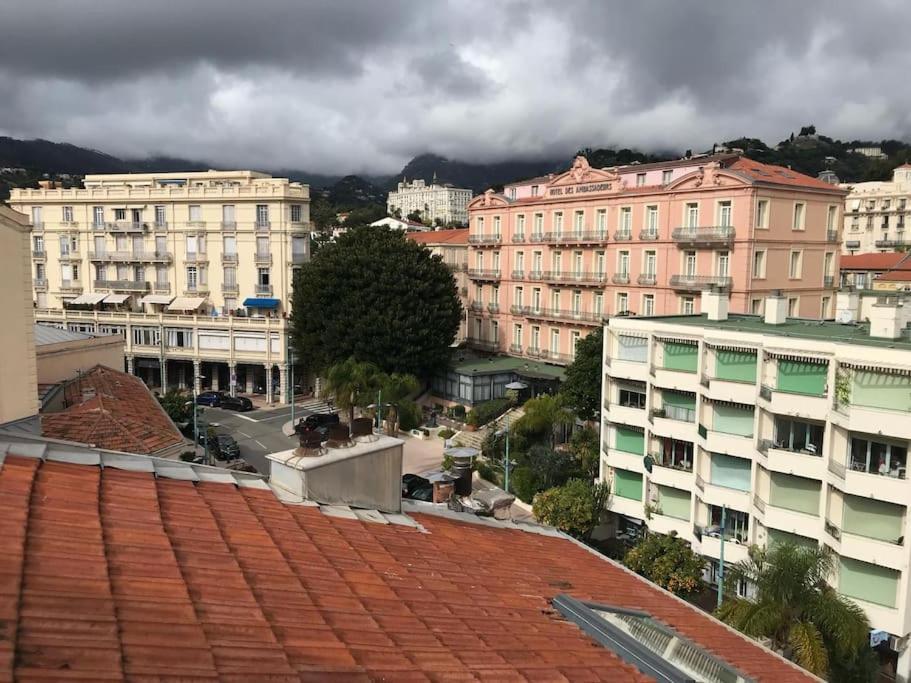 Lumineux Studio Sous Les Toits De Menton Buitenkant foto